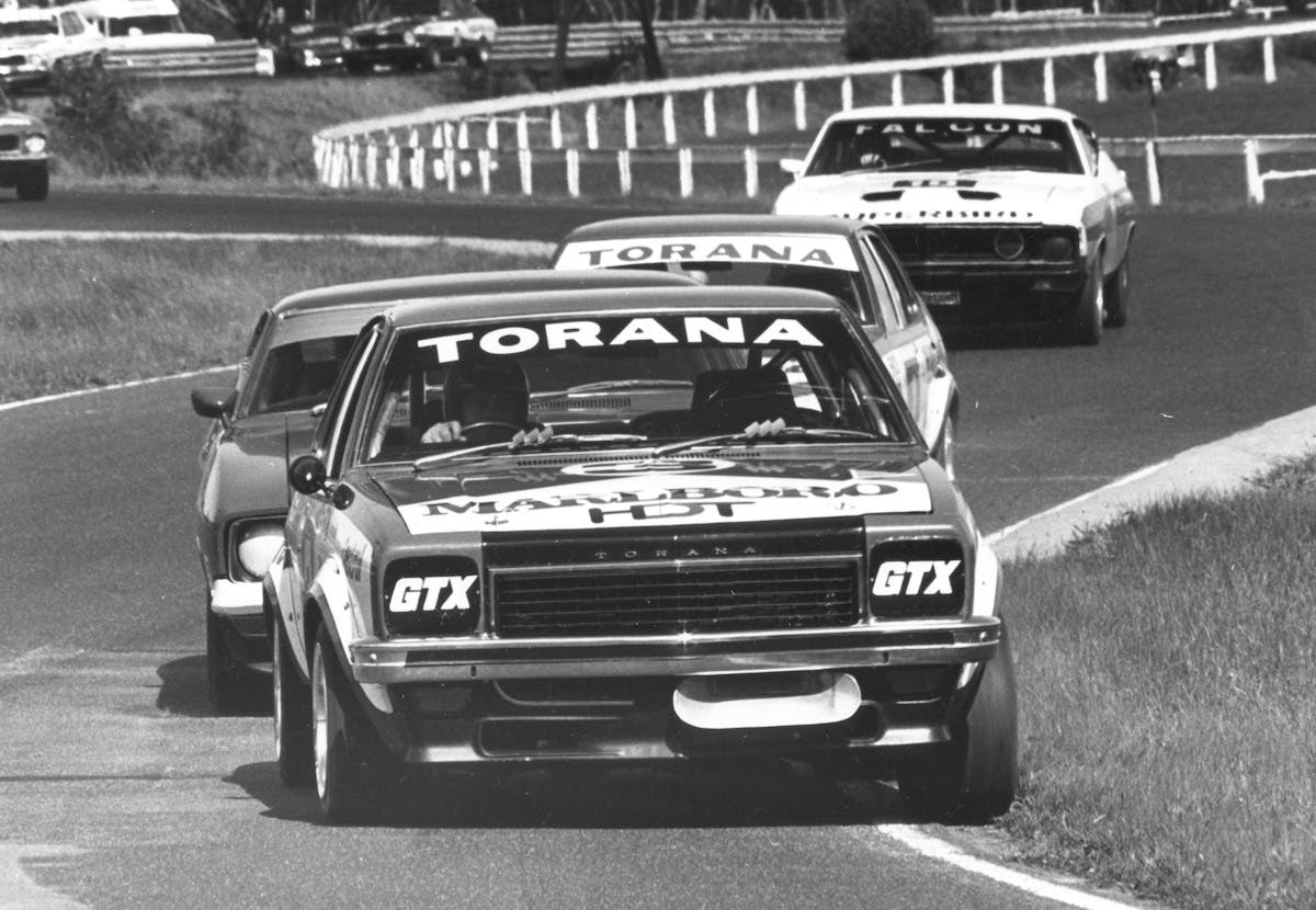 Bond Sandown 74 Autopix AN1