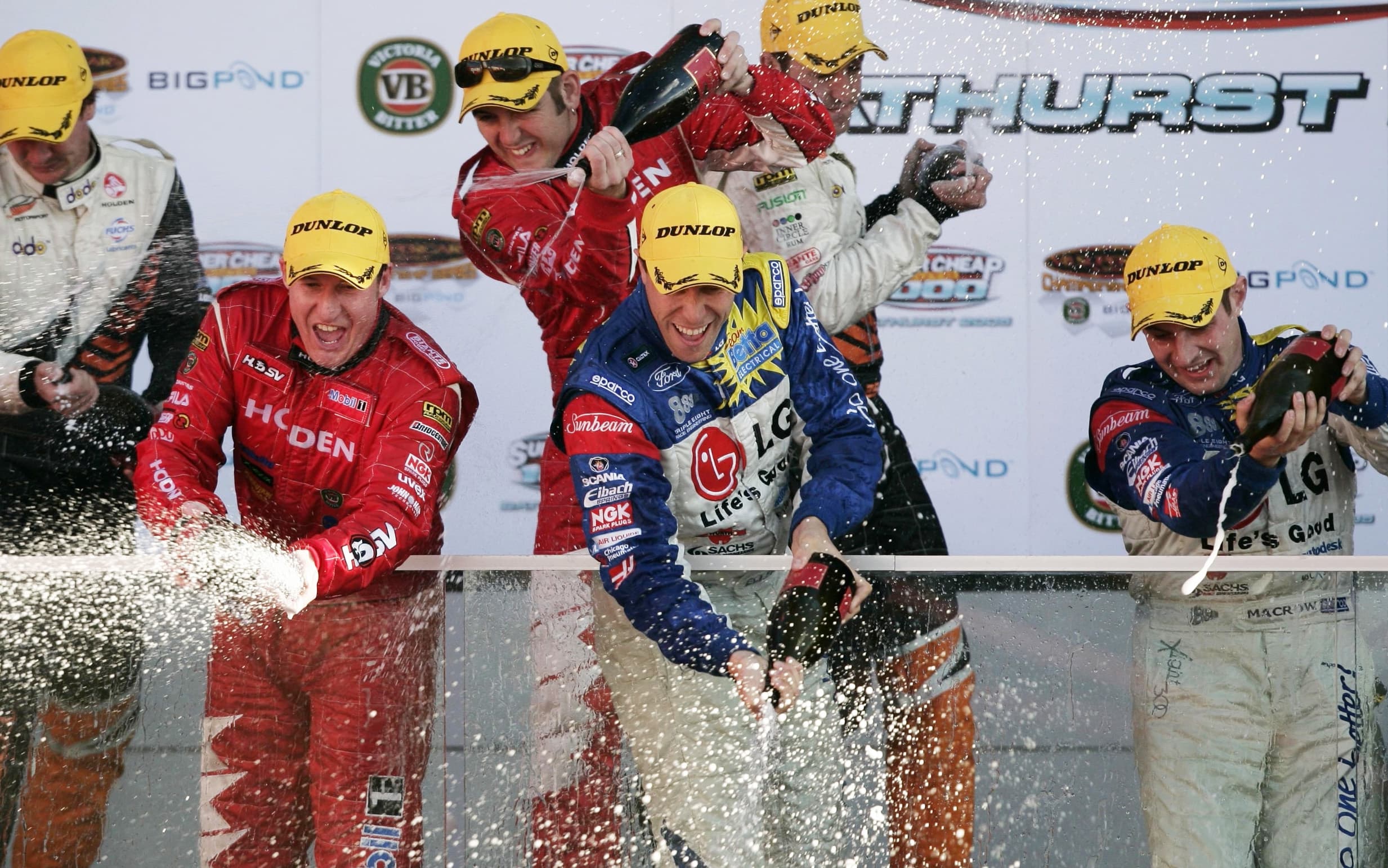 2005 bathurst podium