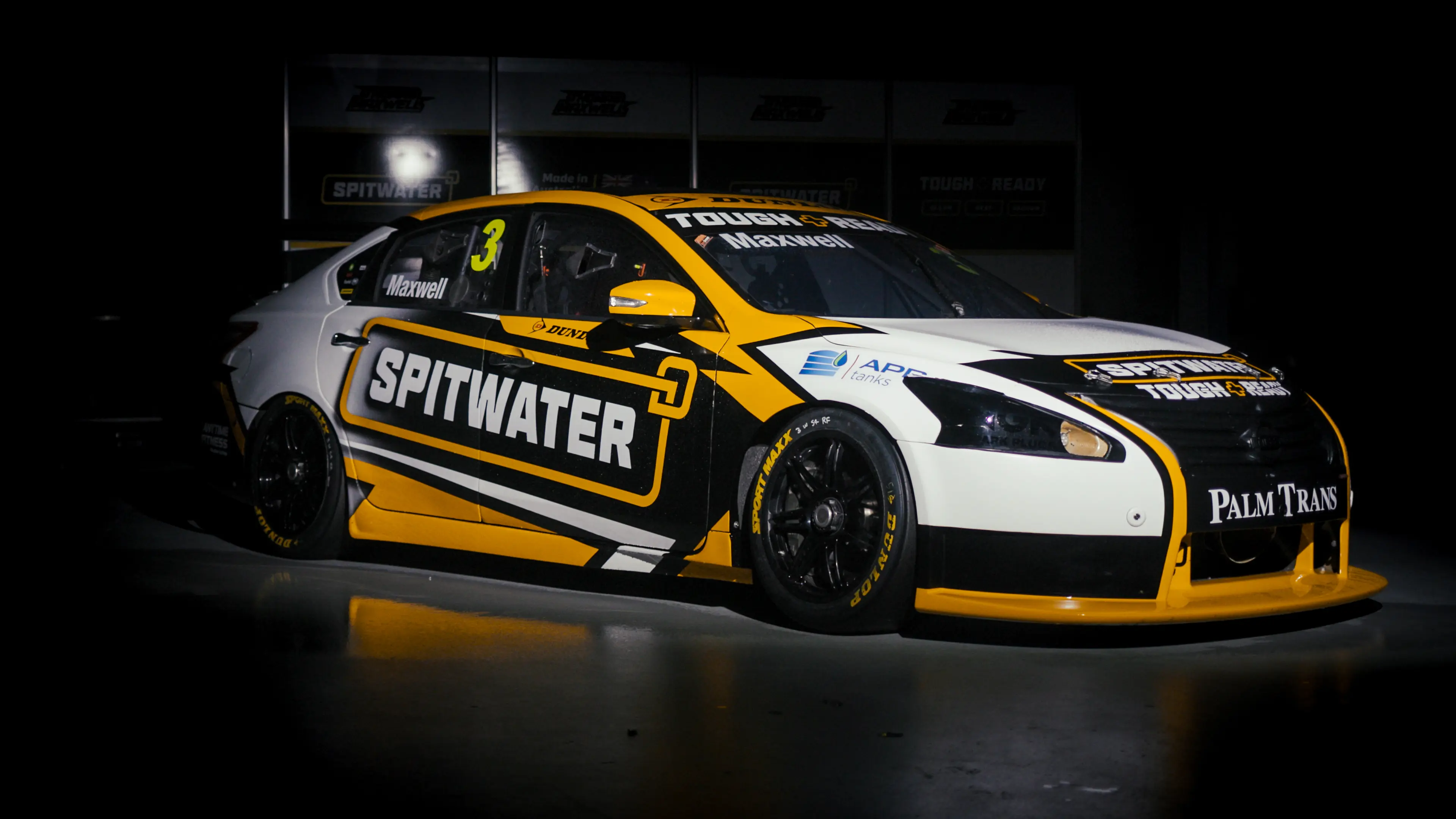 ThomasMaxwell Stills00385316