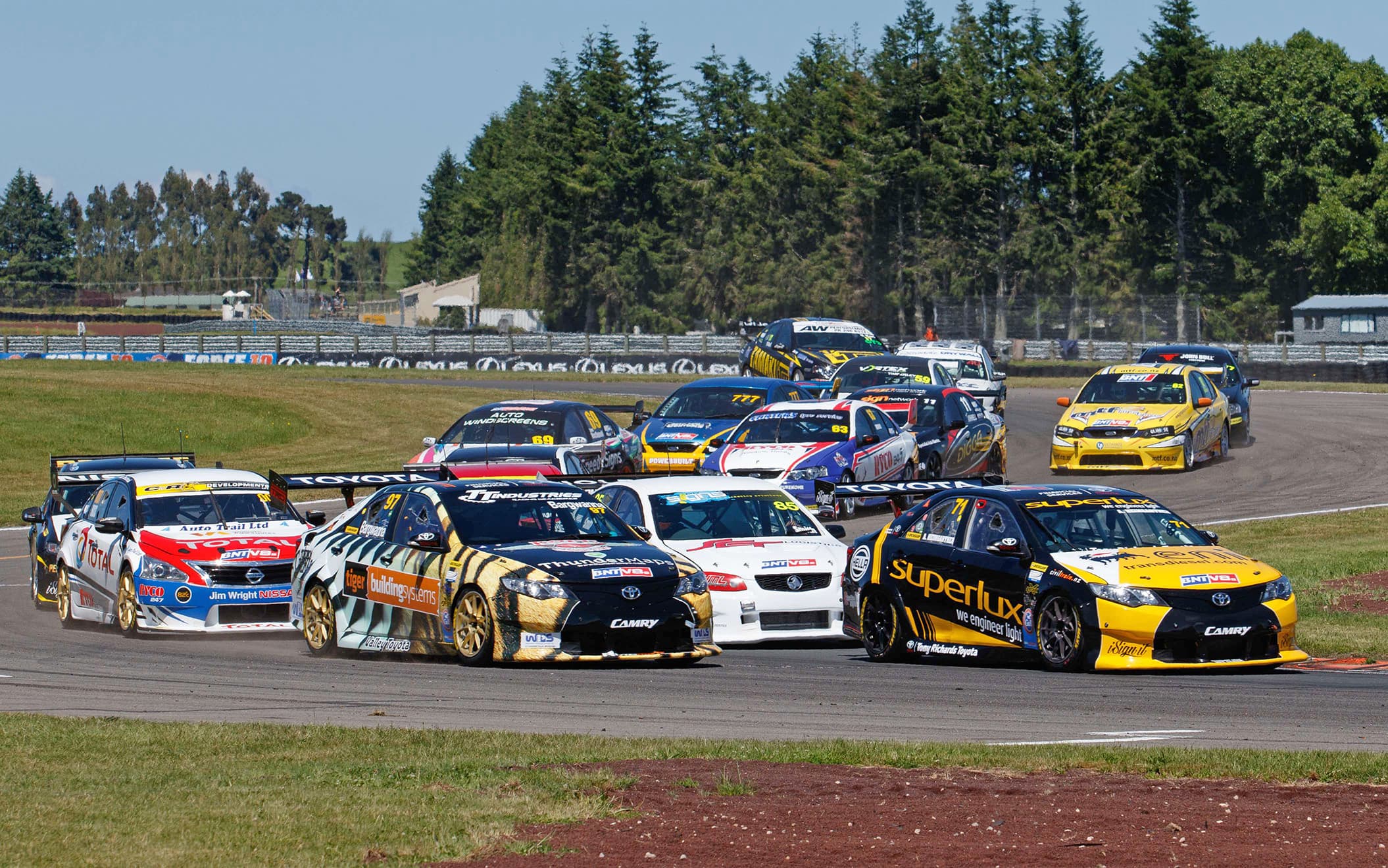 v8 super tourers 2017 taupo chapman
