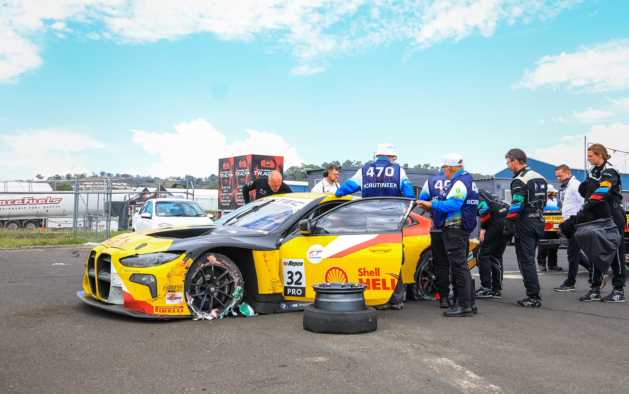 weerts 32 bmw crashed